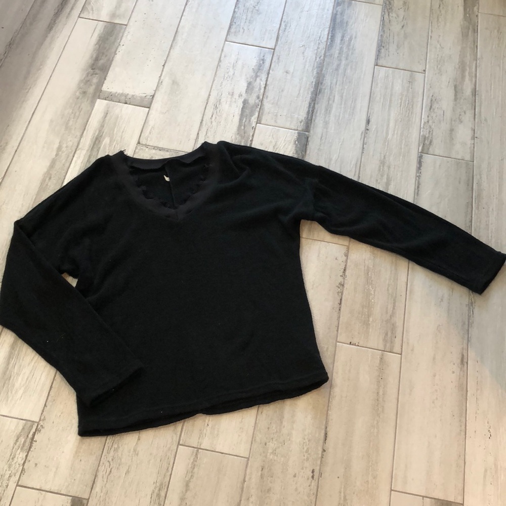 💰[3/$20]💰 Black Lace Sweater